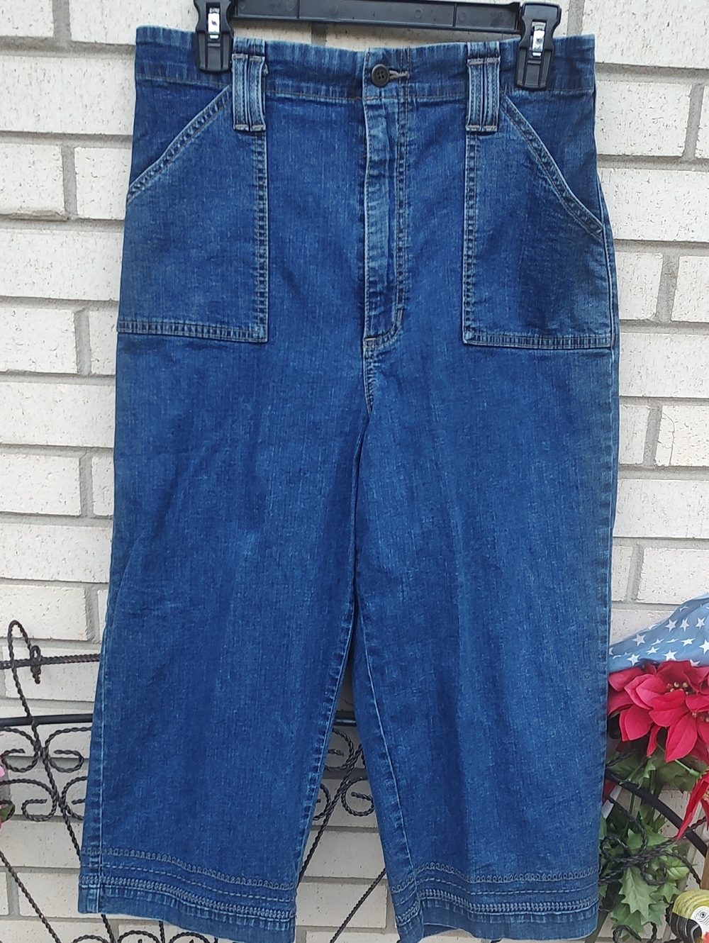Lee/Denim Capris Pants - Picture 5 of 9